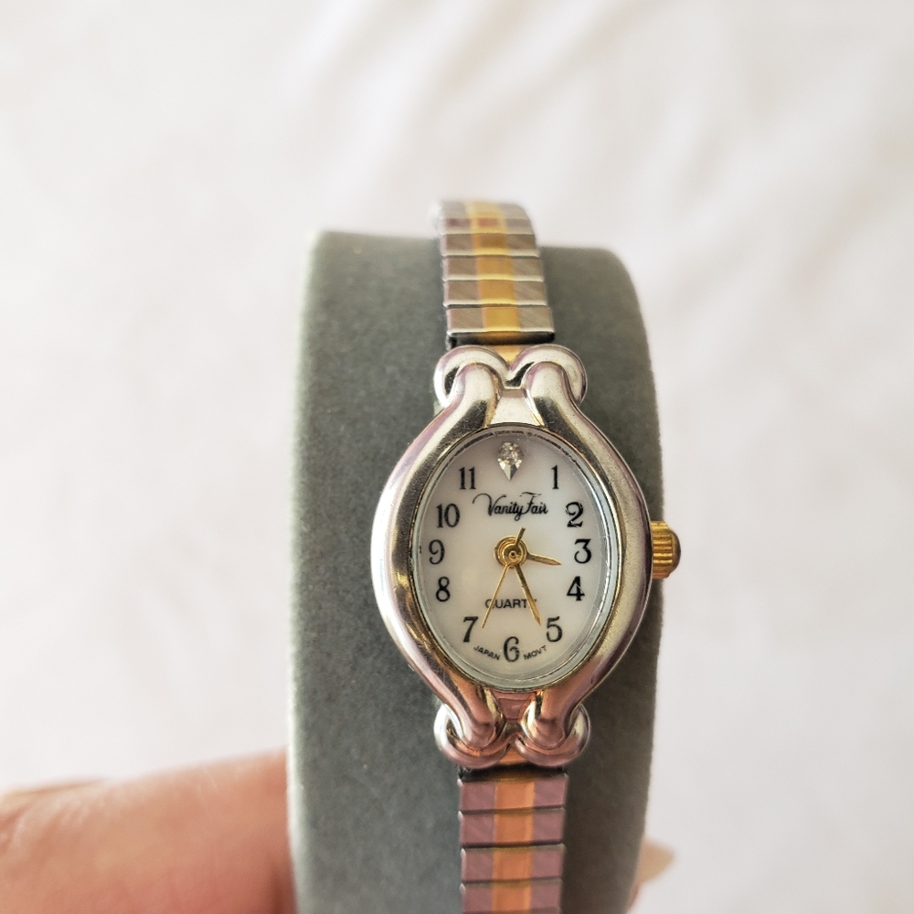Vanity Fair Diamond Two Tone Quartz Analog Women's Watch Sz. 6" New Battery - Picture 5 of 12